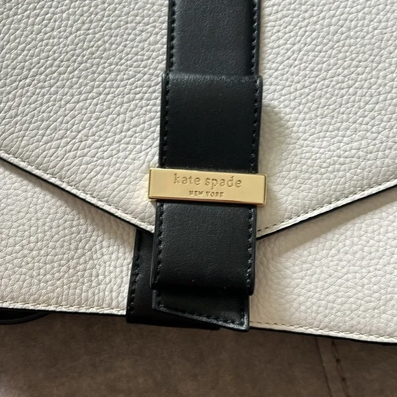 Kate Spade Josephine Parchment Drive crossbody
Colorblock black white purse - Picture 5 of 7